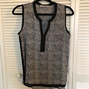 Daniel Rainn sleeveless blouse, size S